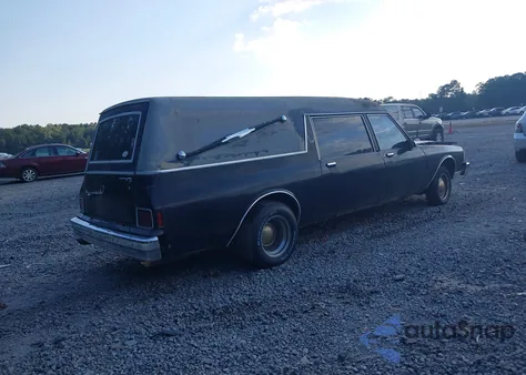 1988 Chevrolet Caprice z USA, uszkodzony, nr VIN 1G1BL51H0JR144316